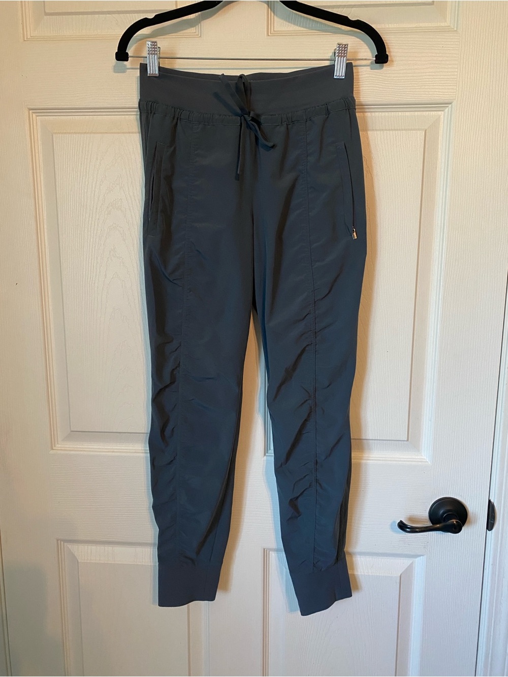 Athleta Slate Gray Ruched Attitude Pant Joggers